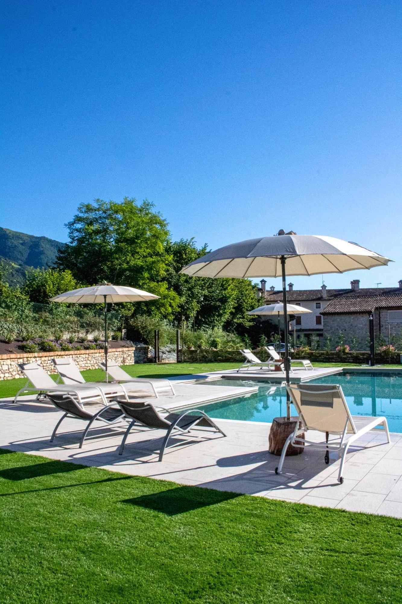 B&B Al Fienile Paderno del Grappa Exteriör bild